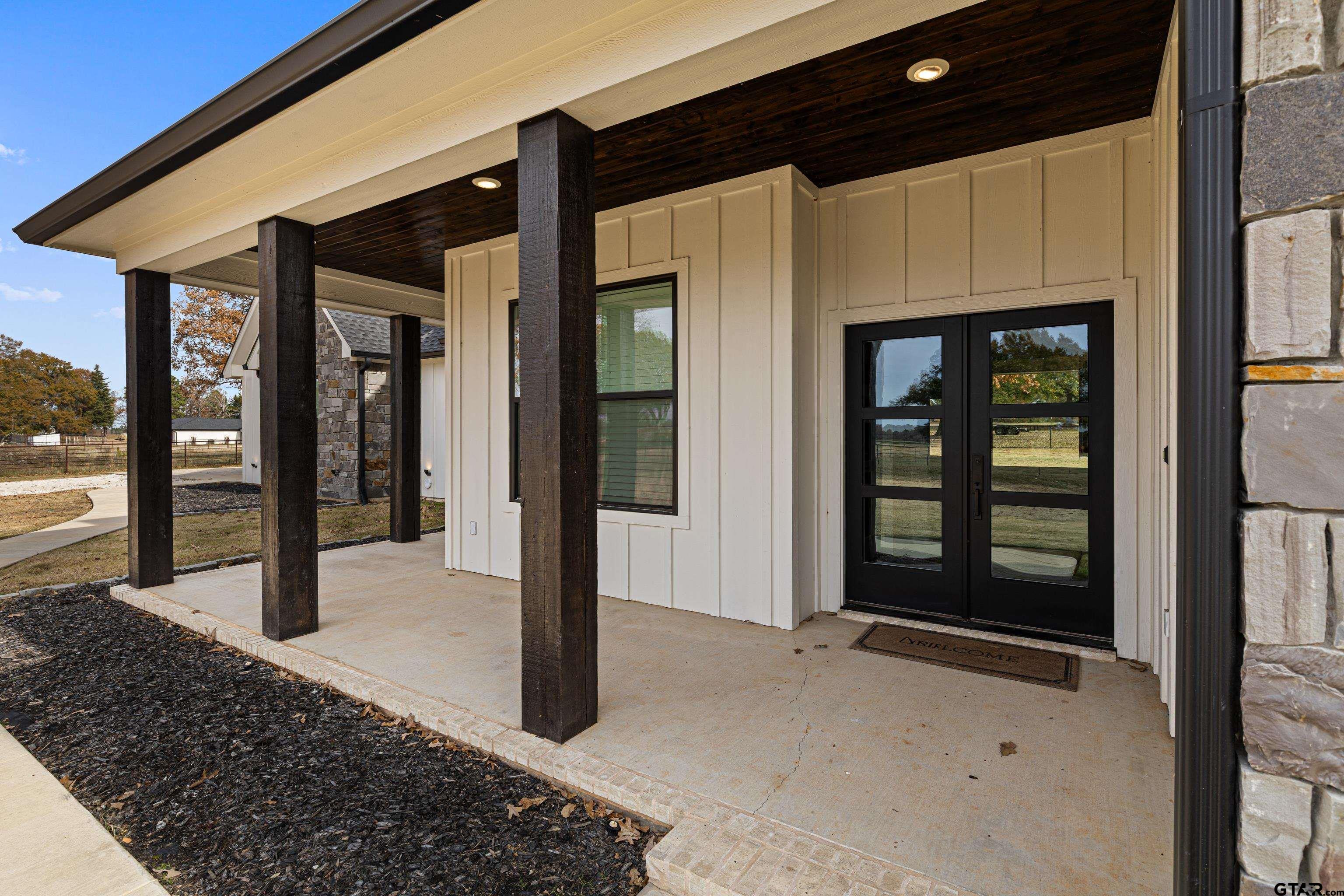 8947 Pomagranate Road Gilmer, TX 75645 - Photo 4 of 38