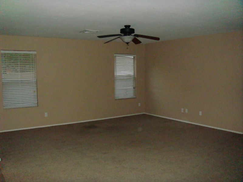 3059 East Santa Rosa Drive Gilbert, AZ 85234 - Photo 3 of 6 Great room