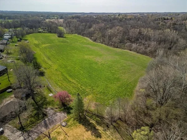 $220,000 | Chickadee Court, Agency, MO 64401