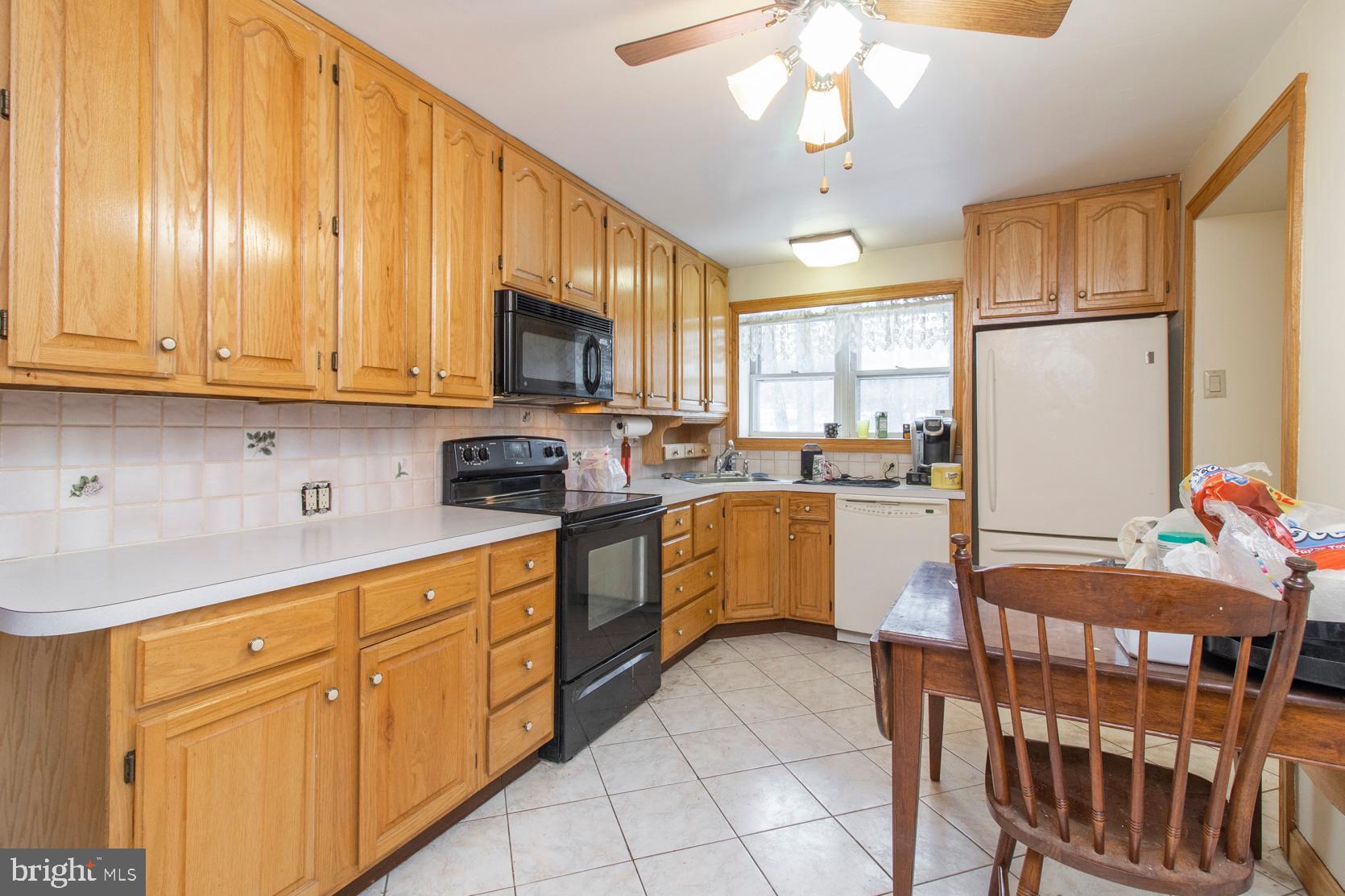 229 Morris Road Lansdale, PA 19446 - Photo 8 of 28 Gallery Image 8