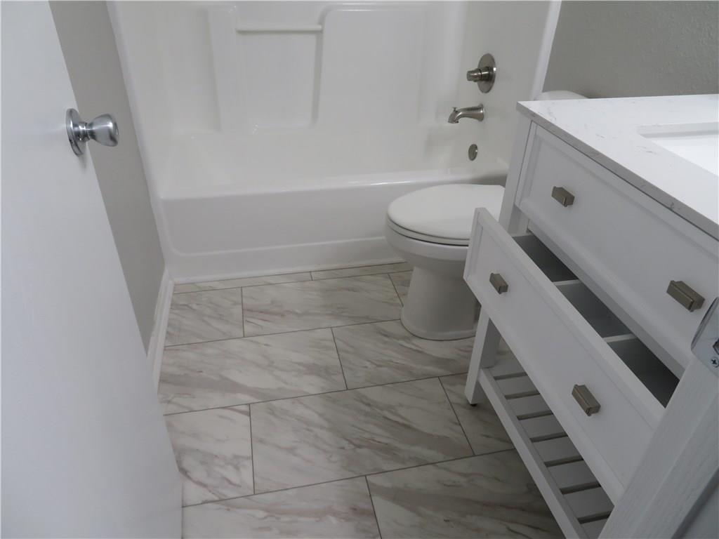 6032 Riversport Court Indianapolis, IN 46221 - Photo 21 of 28 Gallery Image 21