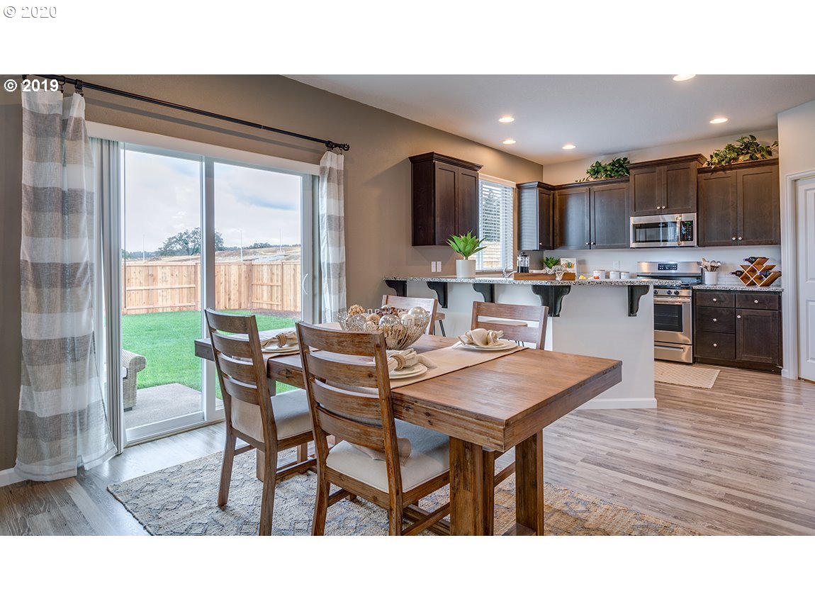 9465 North Alder Street Camas, WA 98607 - Photo 5 of 21
