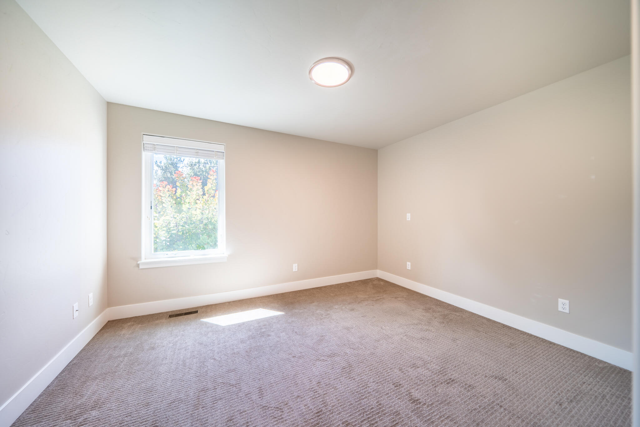 61574 Southwest Blakely Road Bend, OR 97702 - Photo 36 of 45 61574 NW Blakely Rd-39