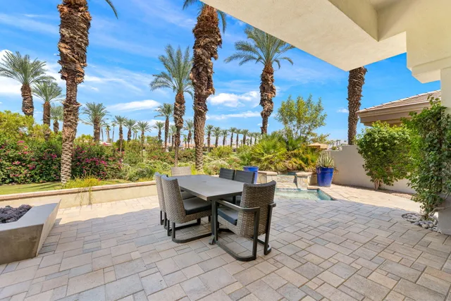 $1,600,000 | 469 White Horse Trail, Palm Desert, CA 92211
