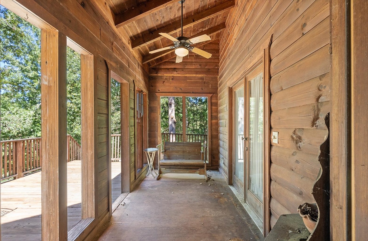 2221 County Road 6 Wedowee, AL 36278 - Photo 22 of 40 a view of a hallway with windows