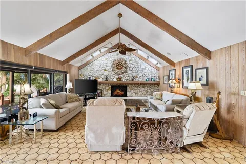 $14,900,000 | 3695 Gordon Drive, Naples, FL 34102