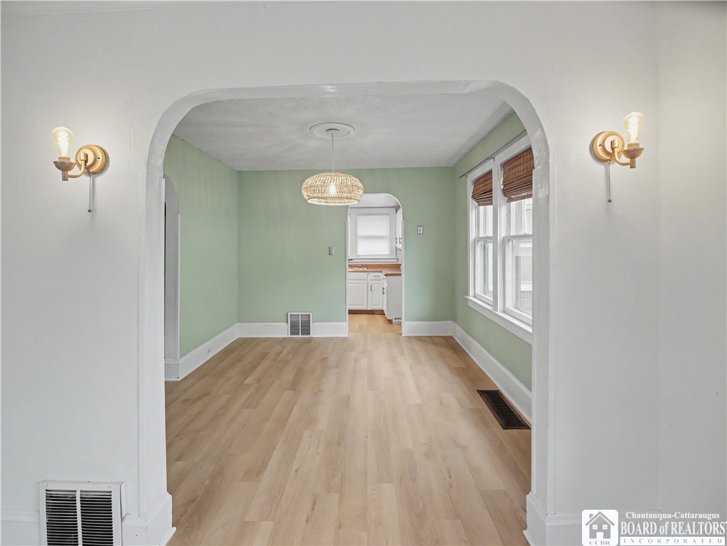 427 Bucknor Street Dunkirk, NY 14048 - Photo 18 of 32
