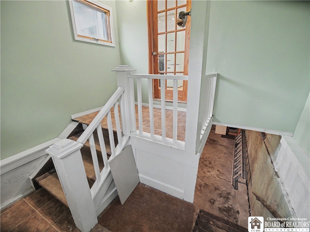 427 Bucknor Street Dunkirk, NY 14048 - Photo 23 of 32