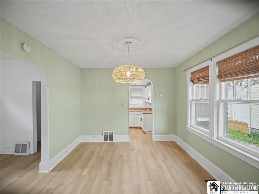 427 Bucknor Street Dunkirk, NY 14048 - Photo 8 of 32