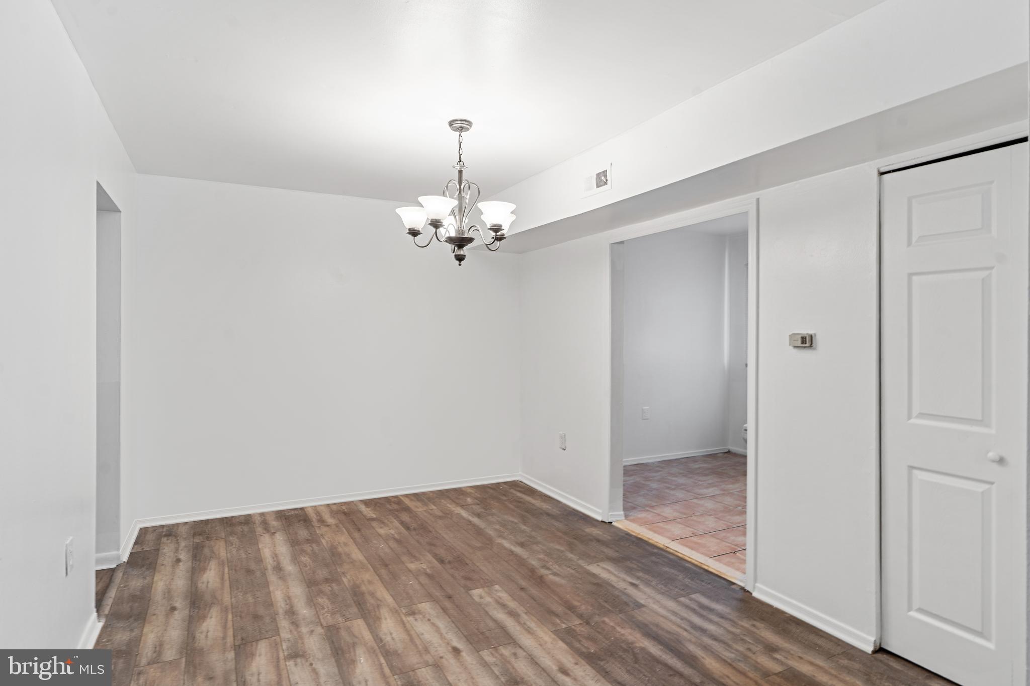 610 Timber Creek Road Clementon, NJ 08021 - Photo 6 of 20