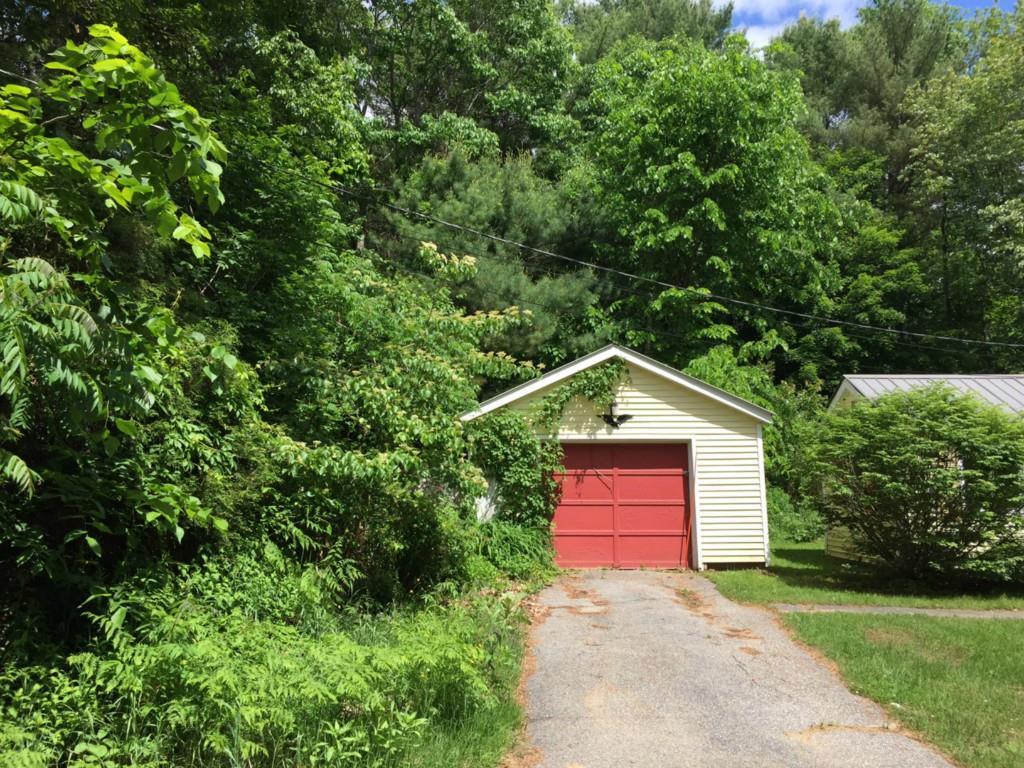 111 Hill Street Paris, ME 04281 - Photo 2 of 11 Photo