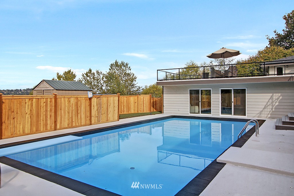 6908 South Rustic Road Seattle, WA 98178 - Photo 22 of 24 Gallery Image 22