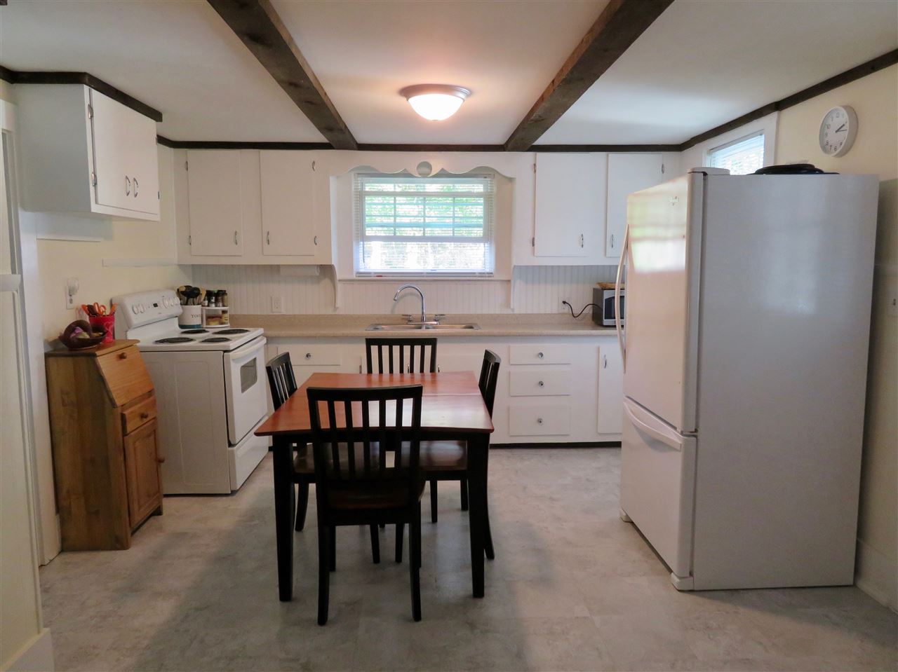 109 Exeter Road Newmarket, NH 03857 - Photo 9 of 28 Gallery Image 9