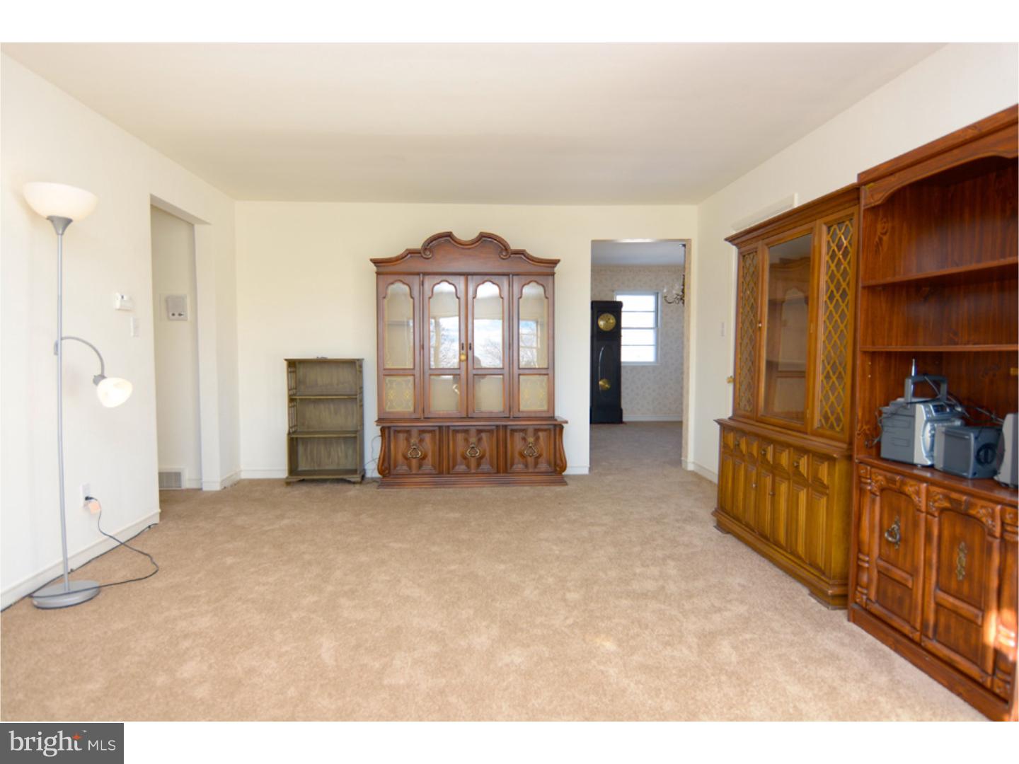 403 Mifflin Boulevard Reading, PA 19607 - Photo 5 of 17