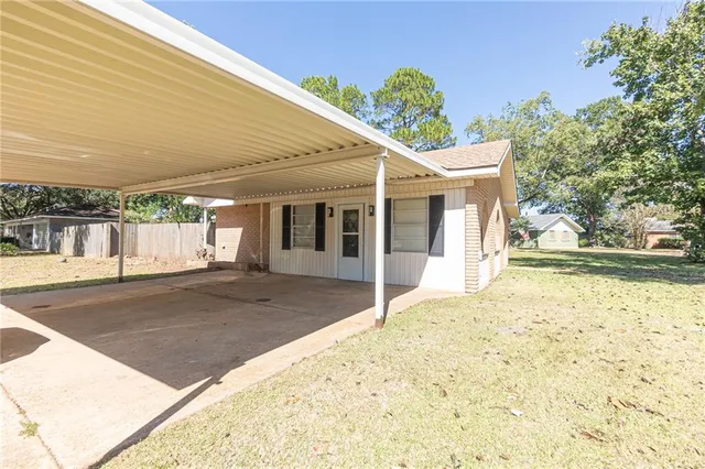 $217,000 | 533 Stephen Circle, Alexandria, LA 71303
