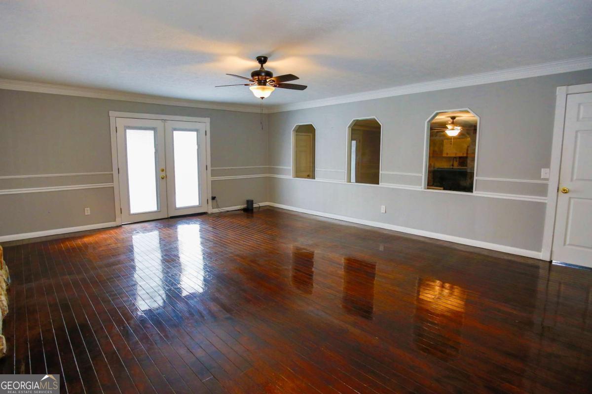 708 Miles Road Baxley, GA 31513 - Photo 12 of 40
