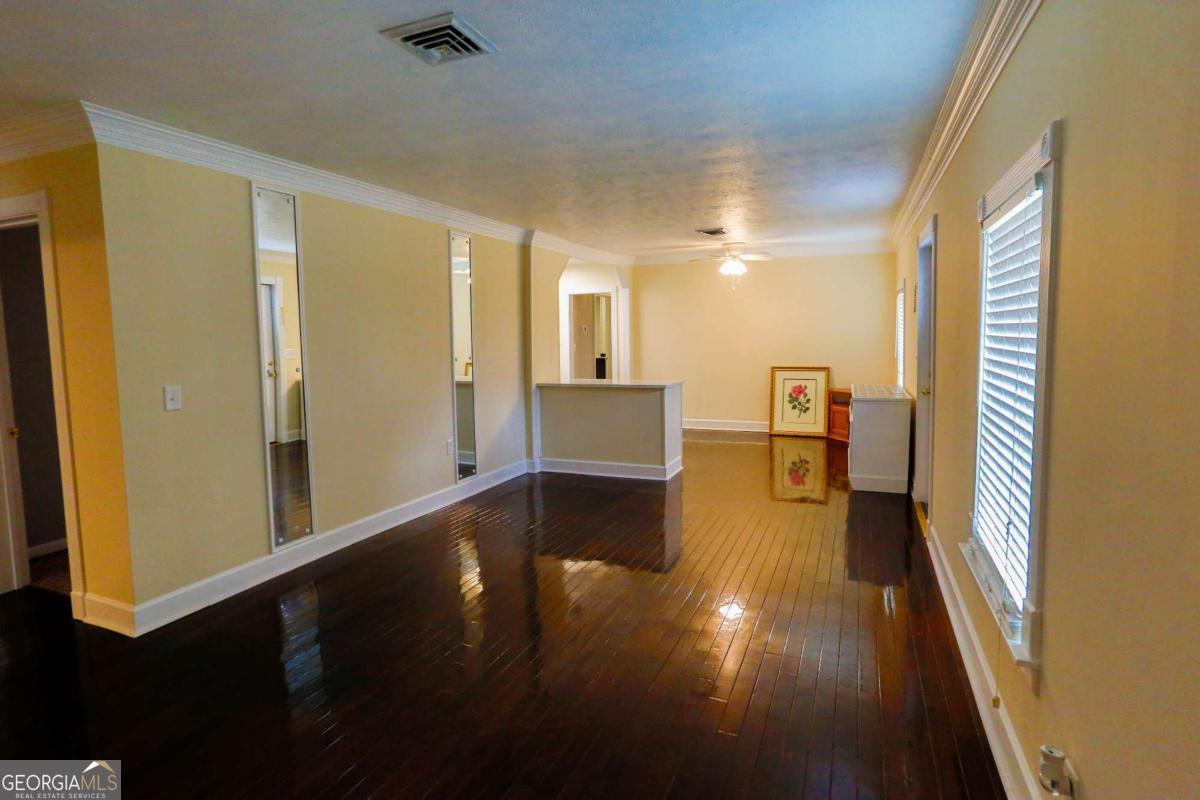 708 Miles Road Baxley, GA 31513 - Photo 19 of 40