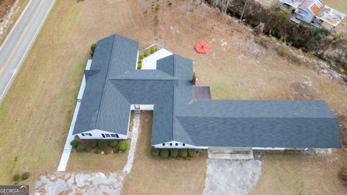 708 Miles Road Baxley, GA 31513 - Photo 2 of 40