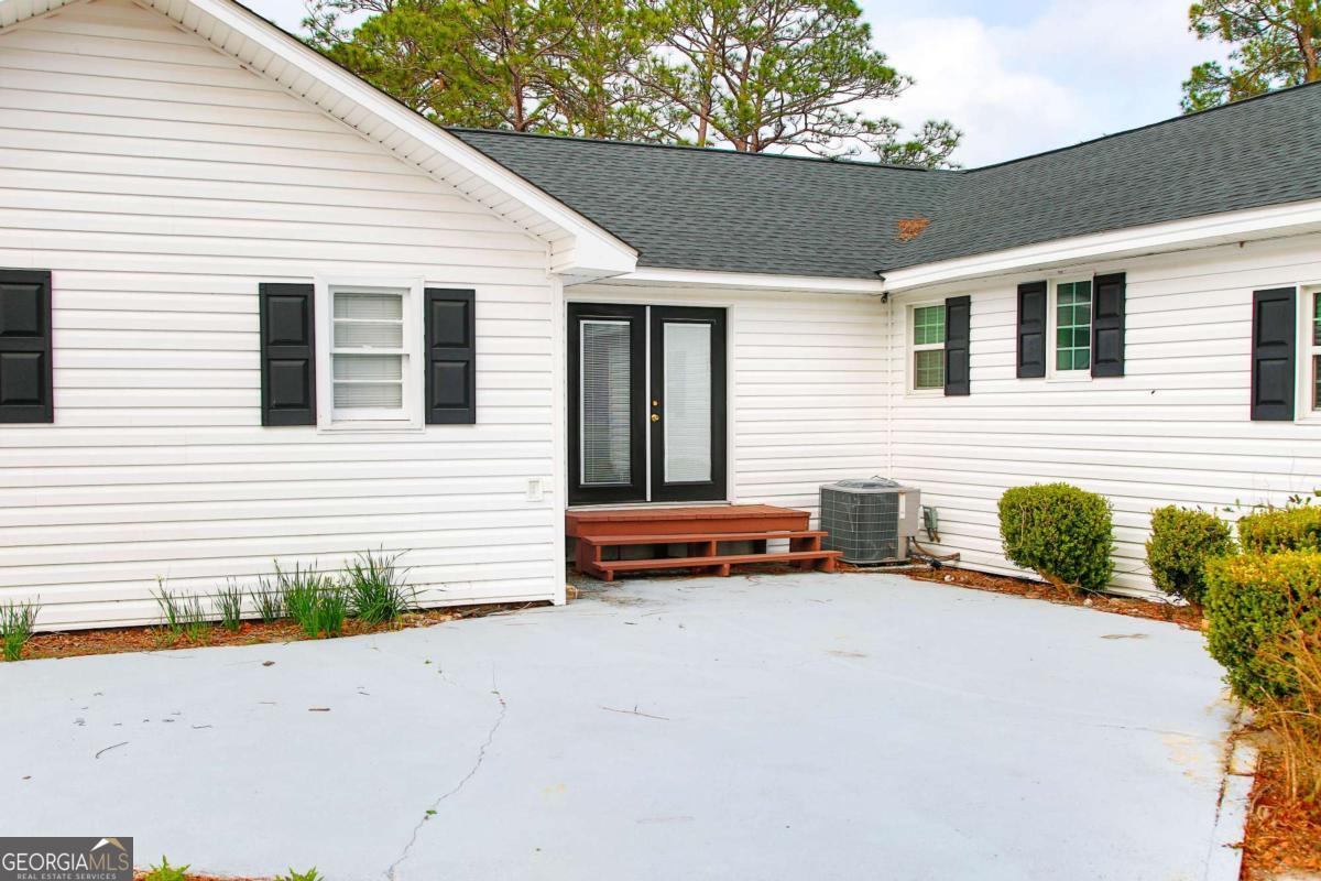 708 Miles Road Baxley, GA 31513 - Photo 32 of 40