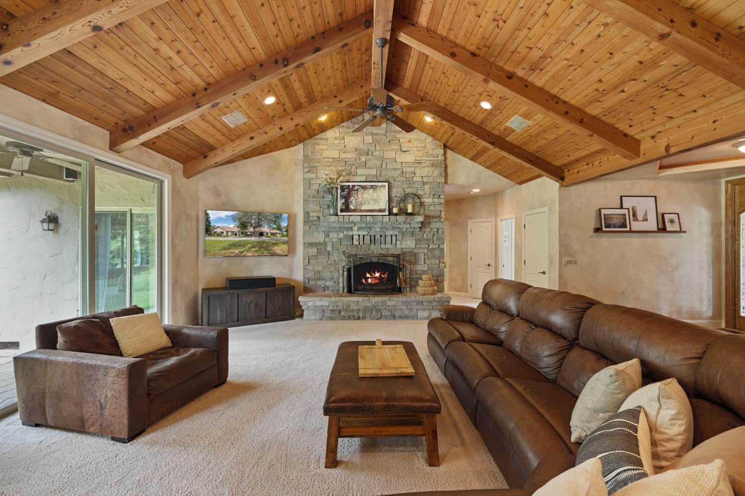 24521 North Mcintire Road Clements, CA 95227 - Photo 7 of 63