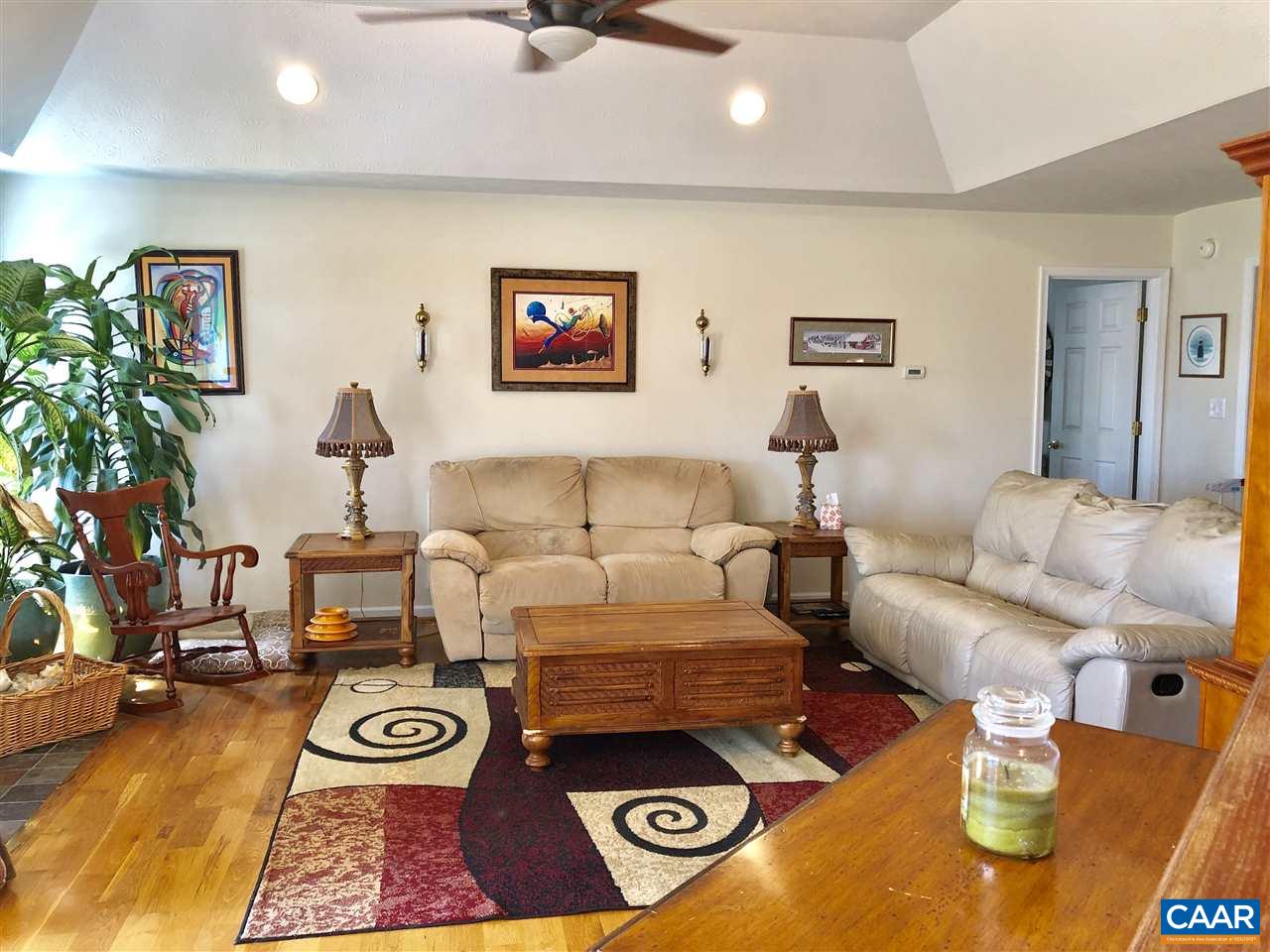 36 Mallard Road Stuarts Draft, VA 24477 - Photo 12 of 43 Gallery Image 12