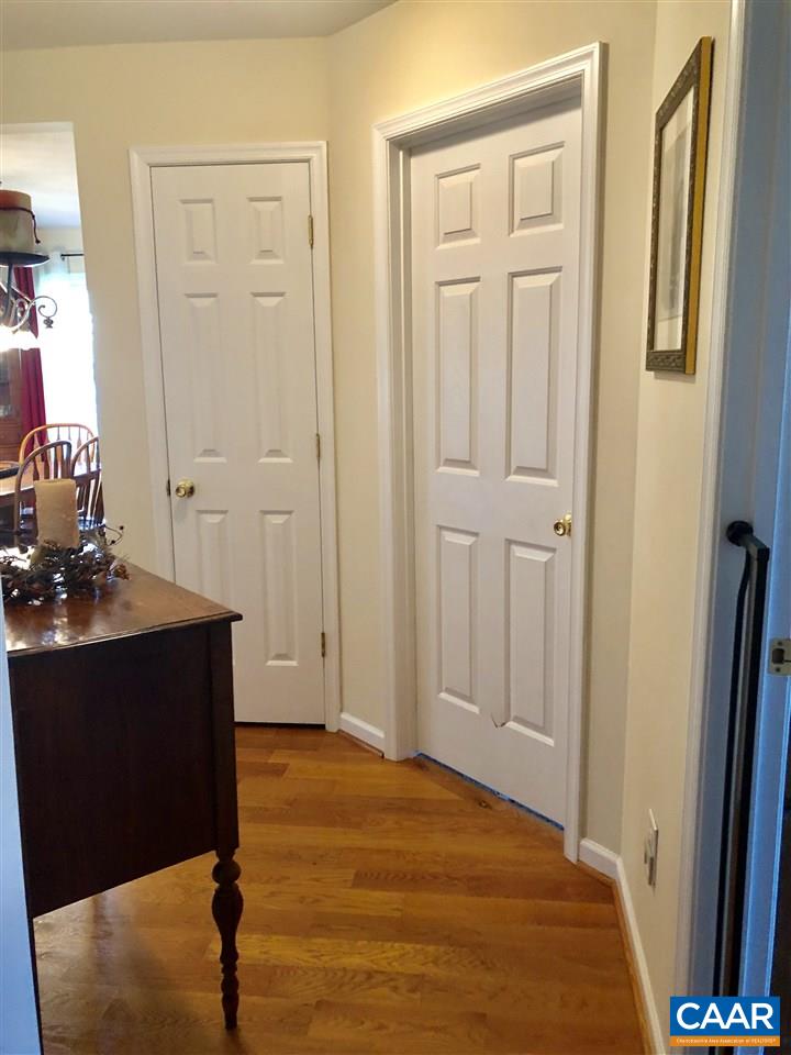 36 Mallard Road Stuarts Draft, VA 24477 - Photo 32 of 43 Gallery Image 32
