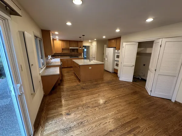 $3,998,000 | 707 Charleston Court, Palo Alto, CA 94303
