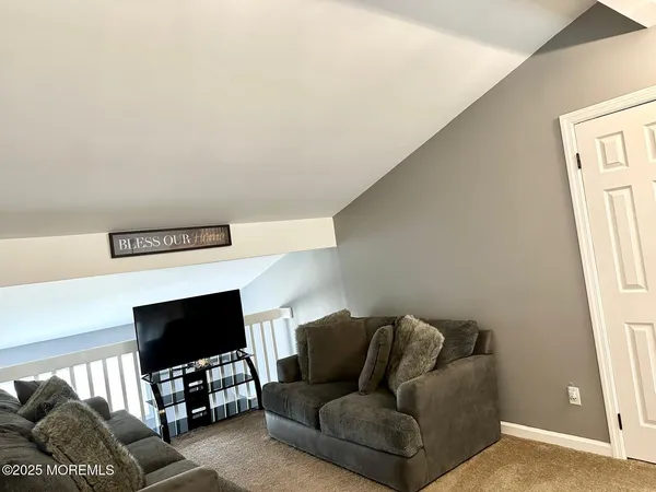 $3,250 | 49 White Swan Way, Brick, NJ 08723