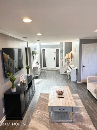 $3,250 | 49 White Swan Way, Brick, NJ 08723