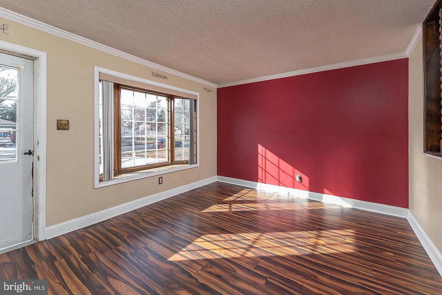 319 Ogden Road Wenonah, NJ 08090 - Photo 4 of 12 Living Room