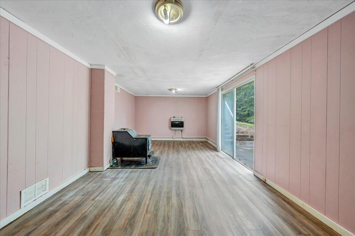 1075 Lovely Valley Road Wirtz, VA 24184 - Photo 23 of 58 22-MIB02836