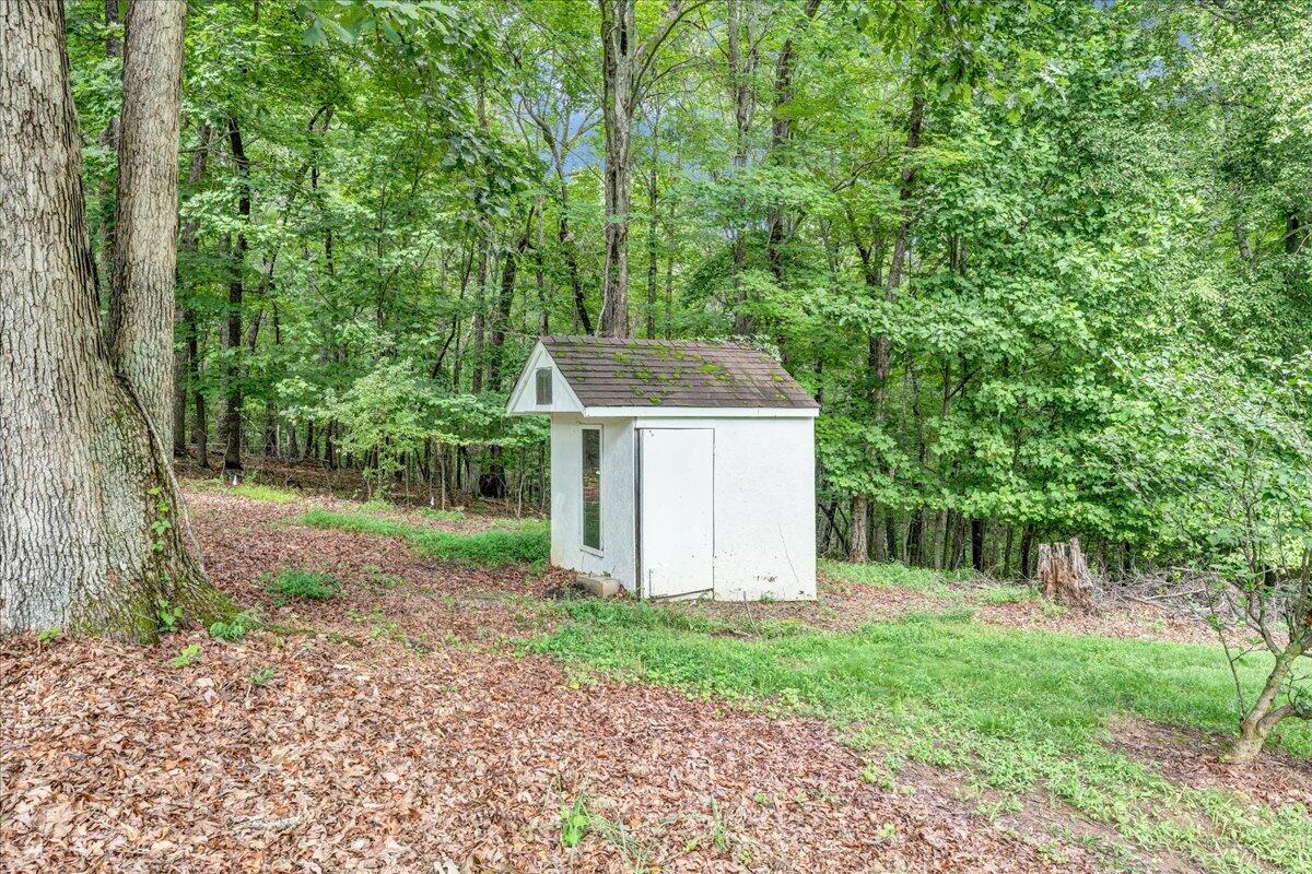 1075 Lovely Valley Road Wirtz, VA 24184 - Photo 49 of 58 48-MIB02764
