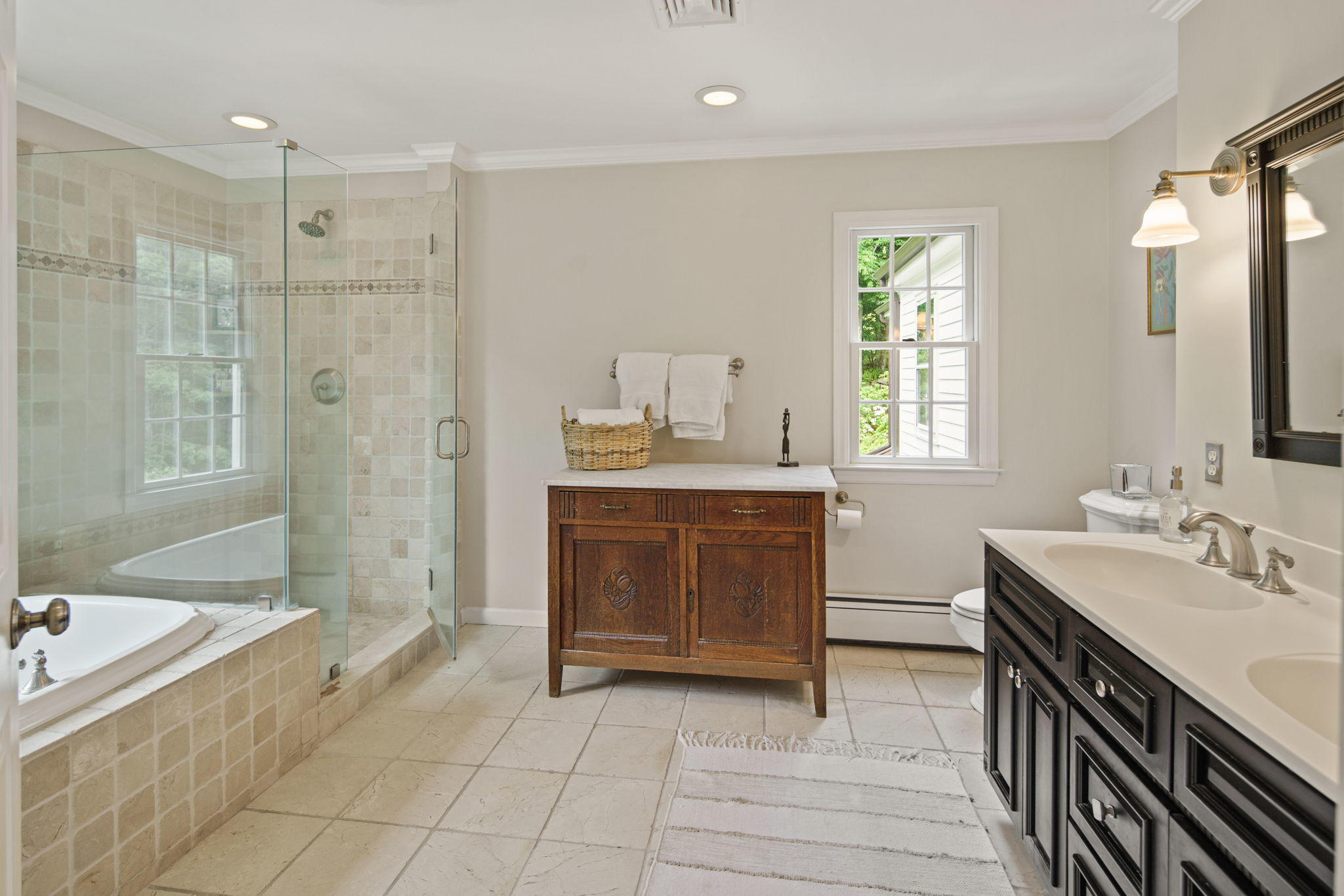 266 Linden Tree Road Wilton, CT 06897 - Photo 22 of 43 77-web-or-mls-DSC09824