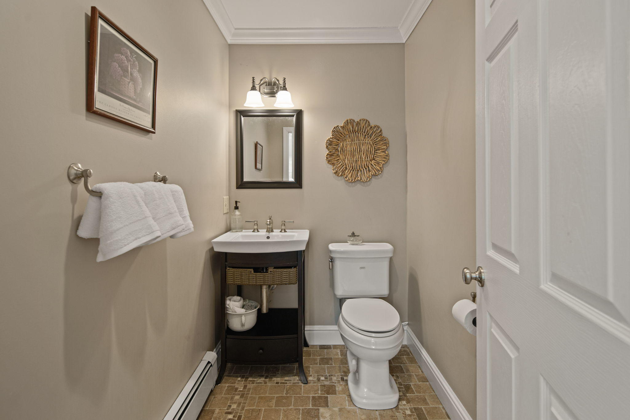 266 Linden Tree Road Wilton, CT 06897 - Photo 30 of 43 86-web-or-mls-DSC09794