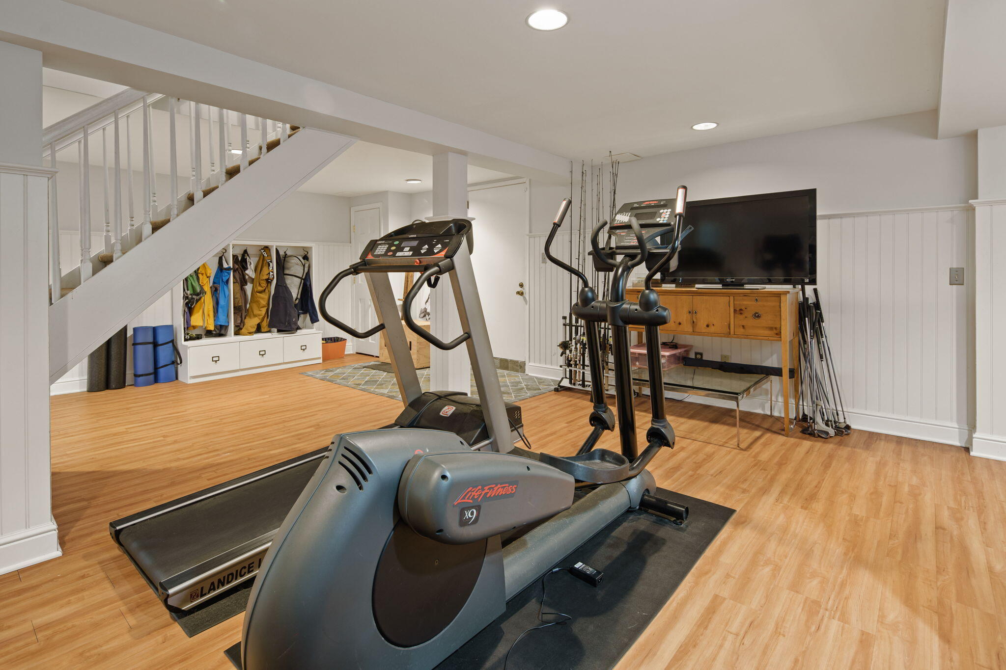 266 Linden Tree Road Wilton, CT 06897 - Photo 32 of 43 88-web-or-mls-DSC09839