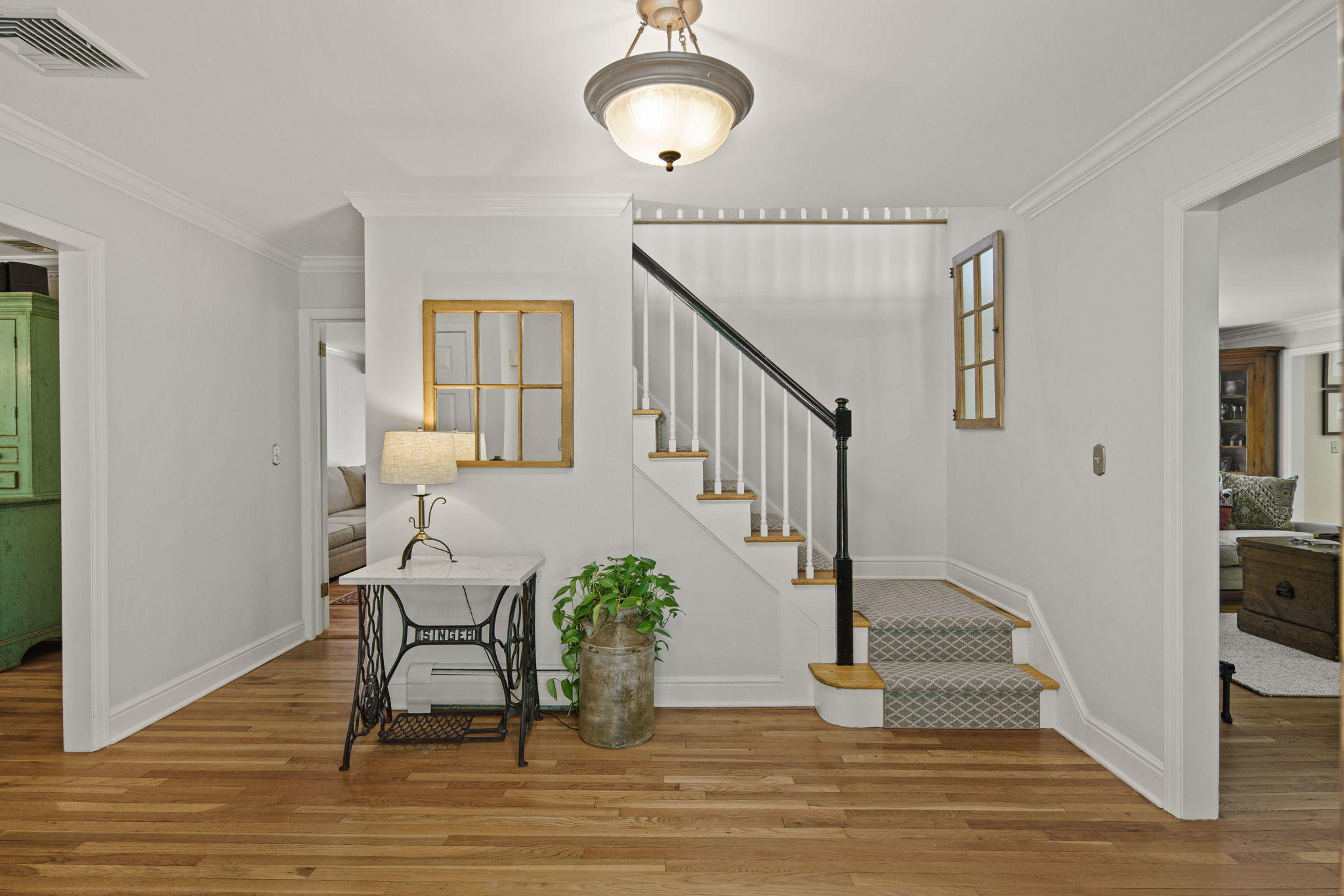 266 Linden Tree Road Wilton, CT 06897 - Photo 5 of 43 44-web-or-mls-DSC09709