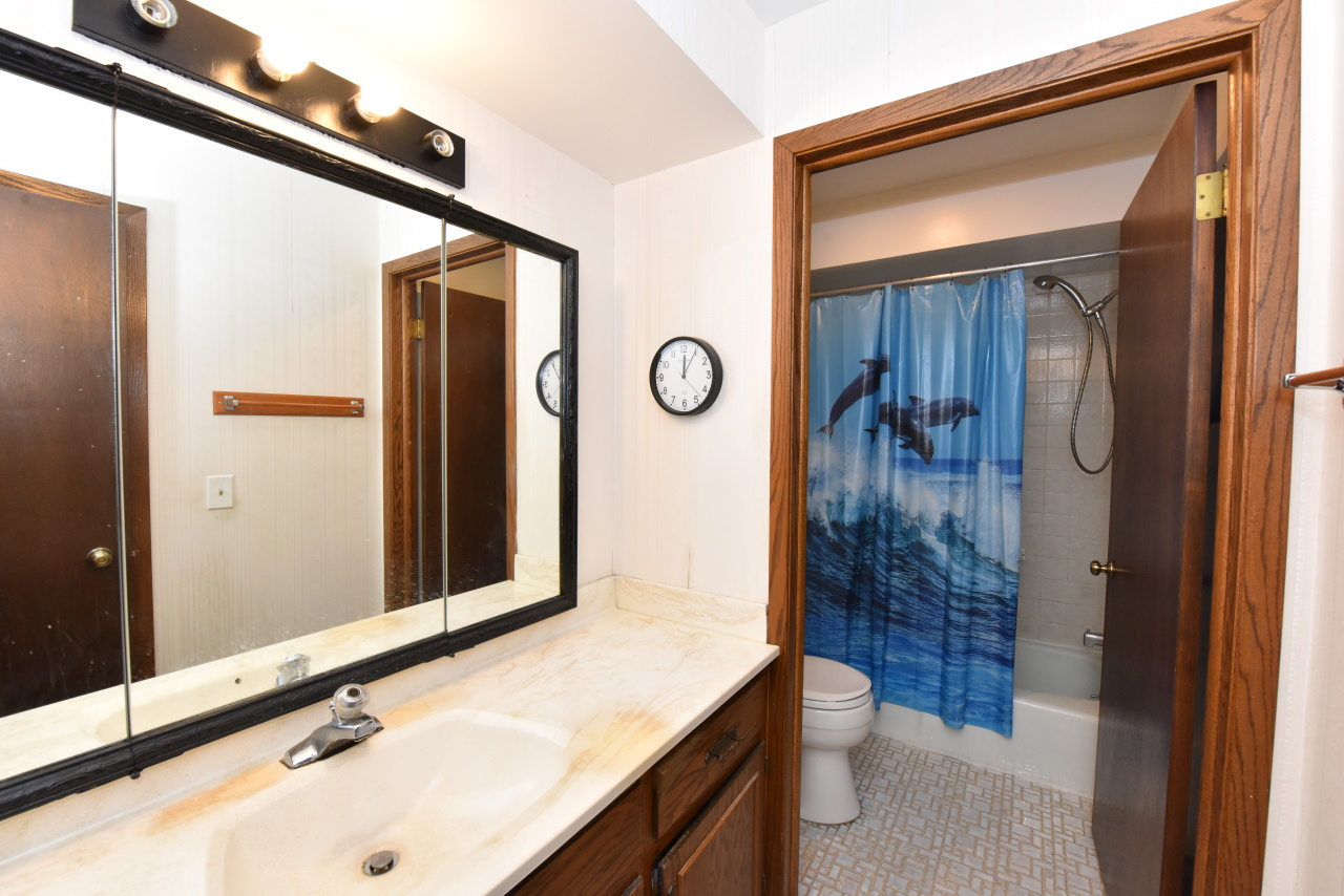 3239 South 58th Street, Unit 304 Milwaukee, WI 53219 - Photo 20 of 23 Photo 19