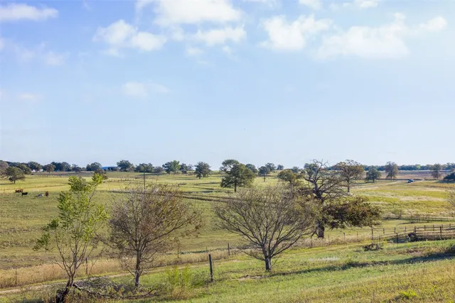 $720,000 | 510 County Road 282, Cameron, TX 76520