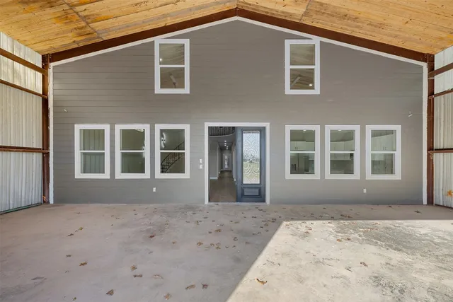 $720,000 | 510 County Road 282, Cameron, TX 76520