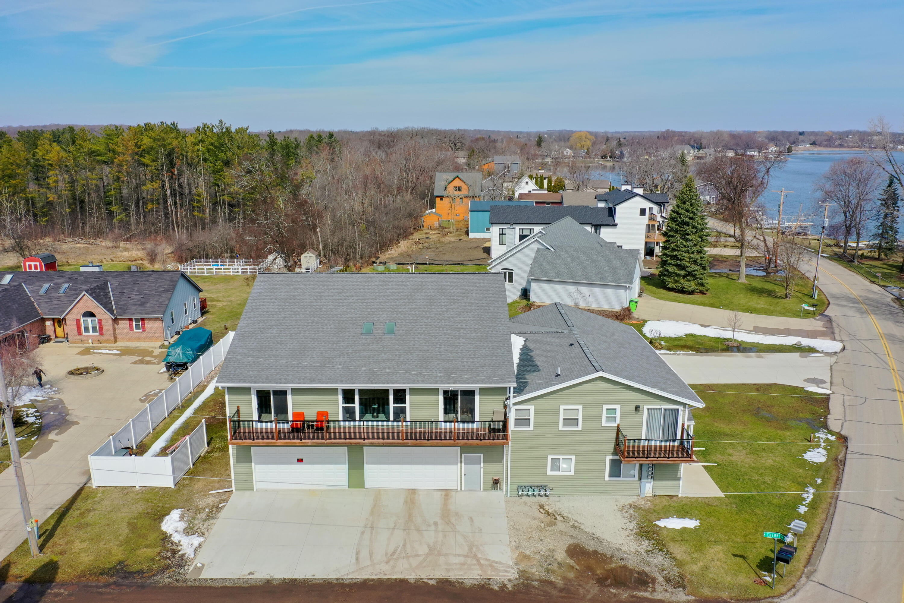 7134 North Tichigan Road Waterford, WI 53185 - Photo 4 of 49 DJI_0794
