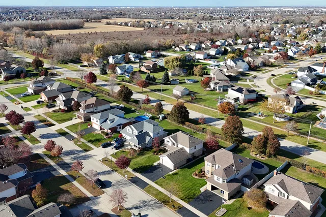 an aerial view of multiple house
