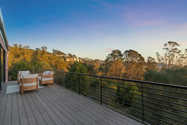 $1,798,000 | 6353 Skyline Boulevard, Oakland, CA 94611