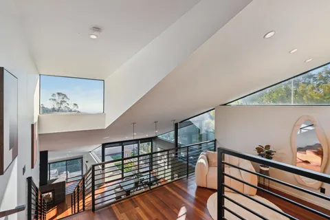 $1,798,000 | 6353 Skyline Boulevard, Oakland, CA 94611