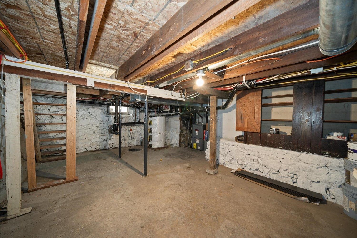 908 East 9th Avenue Spokane, WA 99202 - Photo 19 of 32