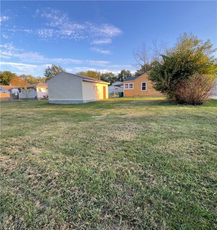 1720 West Ravina Park Road Decatur, IL 62526 - Photo 2 of 2