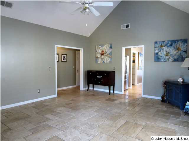 267 Warwick Lane Alabaster, AL 35007 - Photo 4 of 21