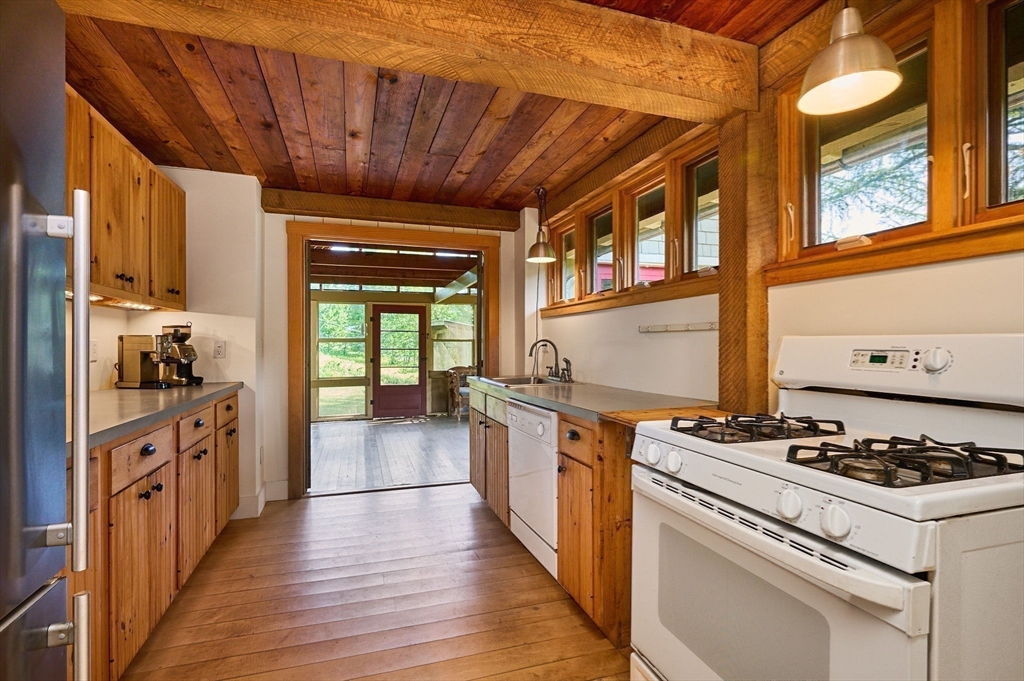 92 Middle Road Hawley, MA 01339 - Photo 11 of 42