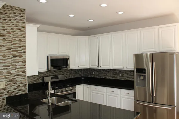 $4,000 | 2927 Mainstone Drive, Fairfax, VA 22031
