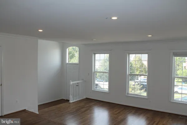 $4,000 | 2927 Mainstone Drive, Fairfax, VA 22031