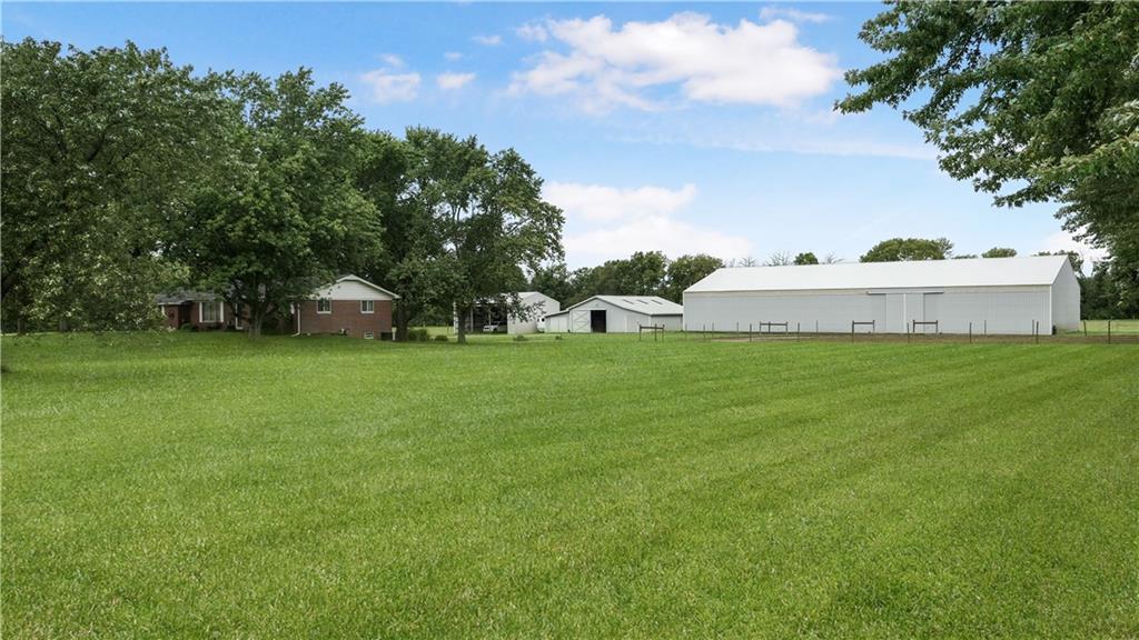 8318 Knapp Road Indianapolis, IN 46259 - Photo 14 of 48 Gallery Image 14